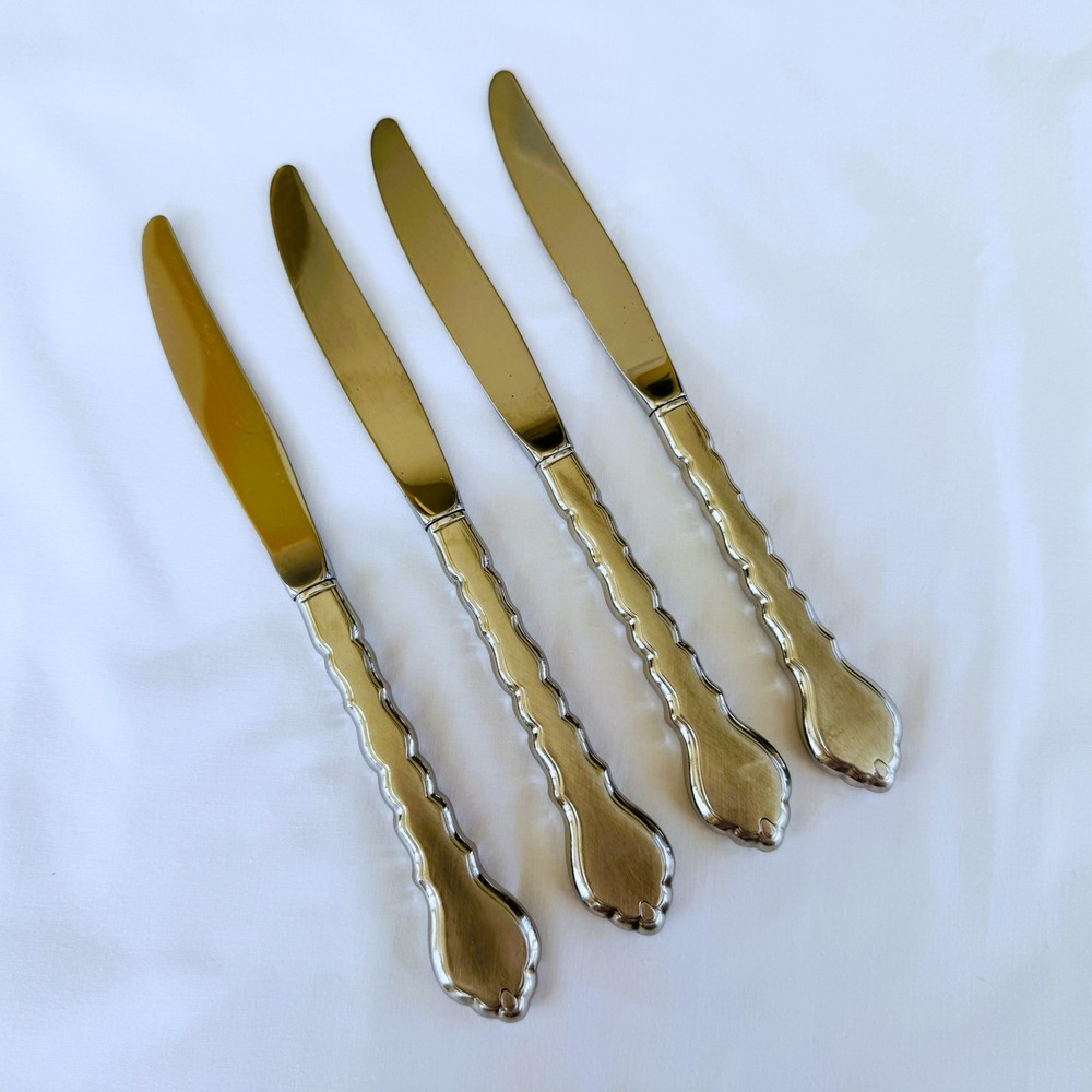Oneida Community Stainless CELLO Lot of 4 Dinner Knives Burnished
